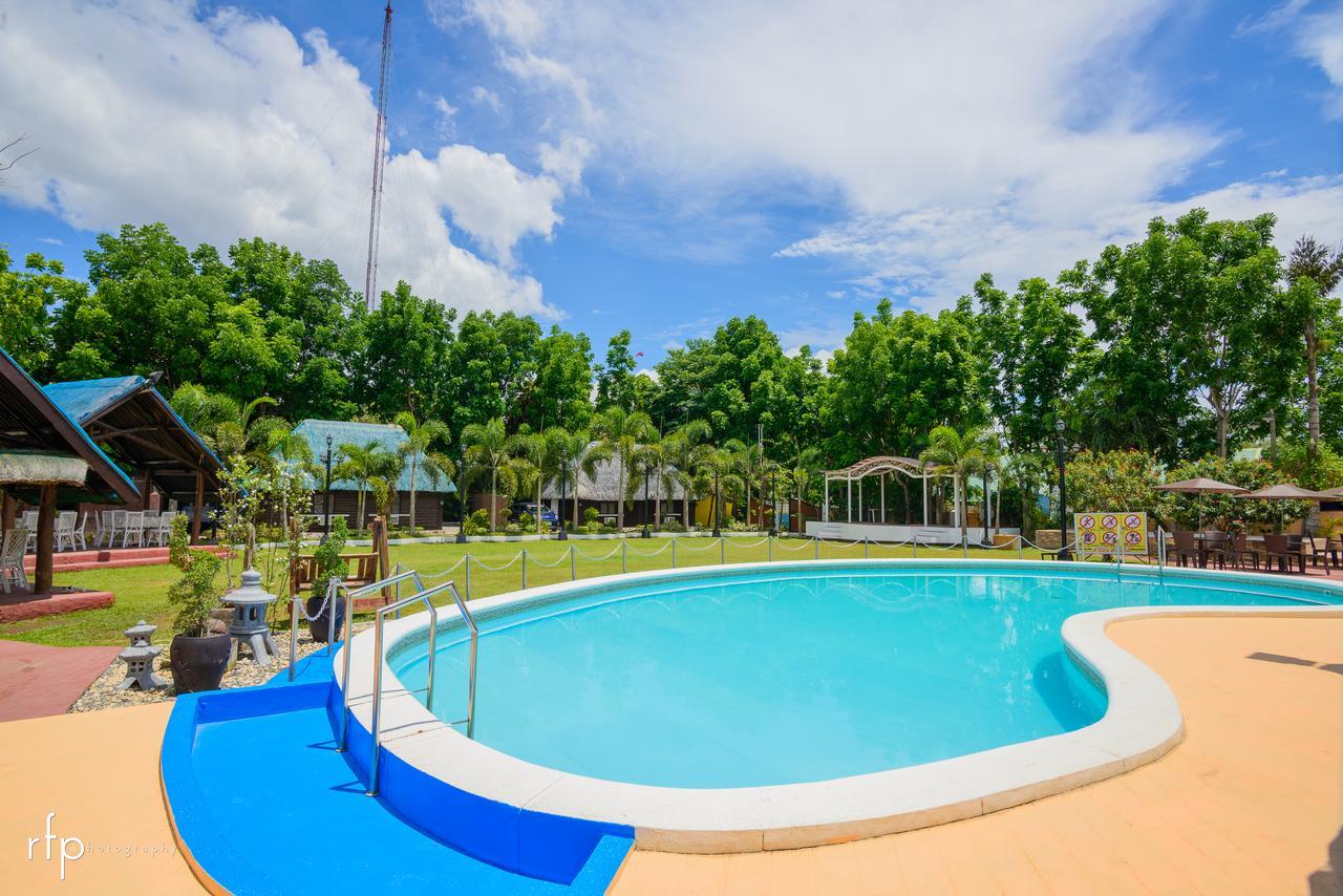 Balai Carmela Hotel Tuguegarao City Exterior foto