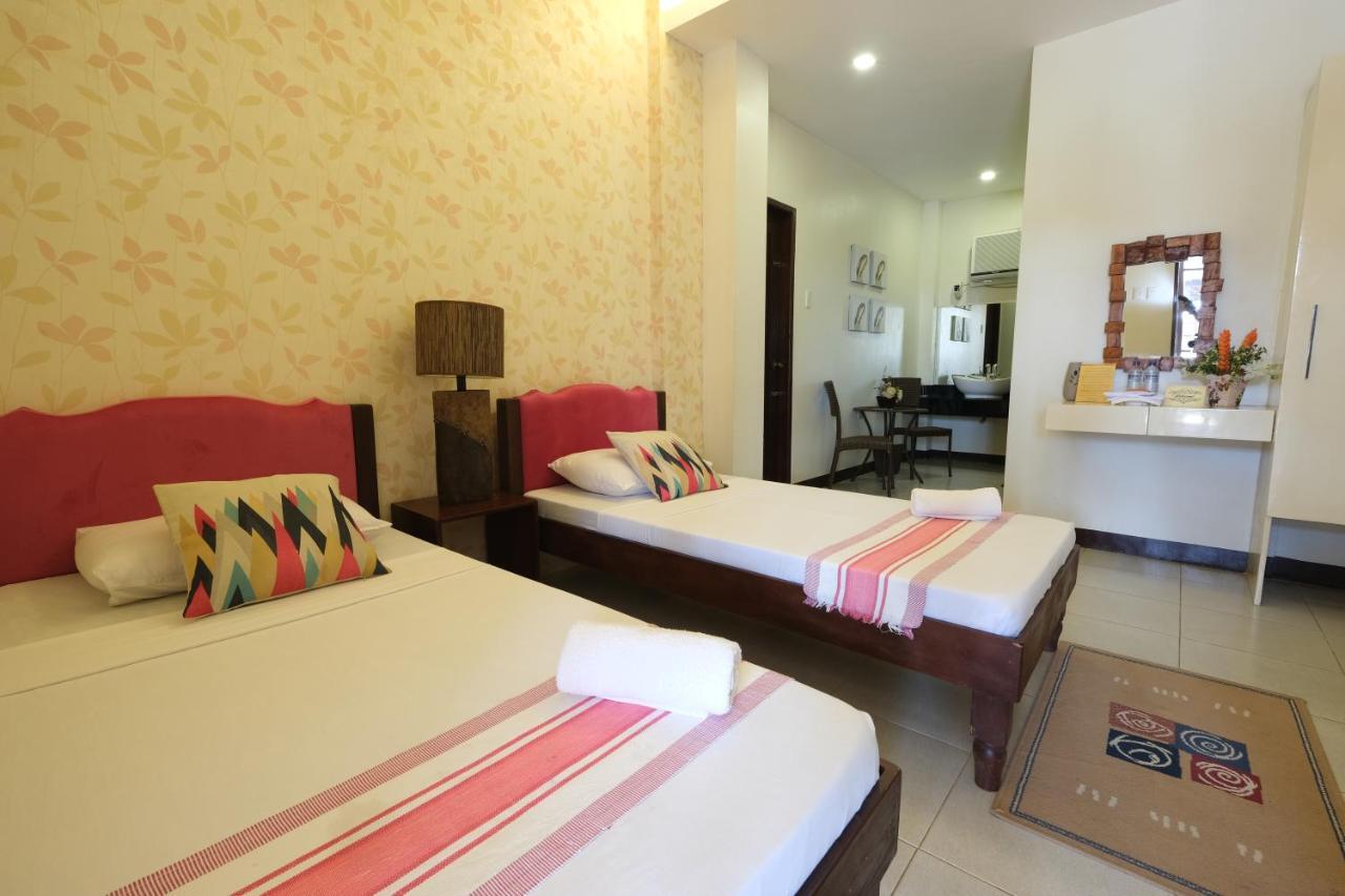 Balai Carmela Hotel Tuguegarao City Exterior foto