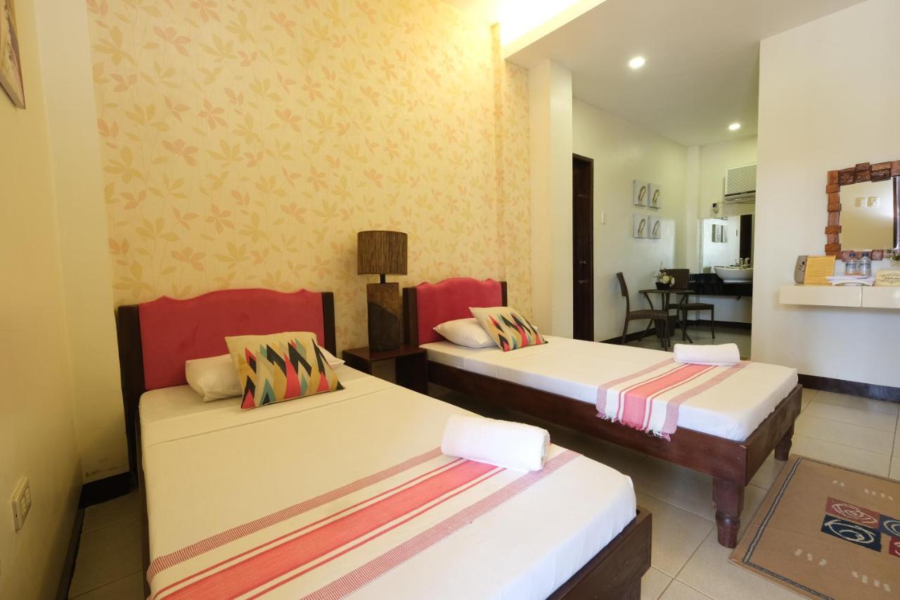 Balai Carmela Hotel Tuguegarao City Exterior foto